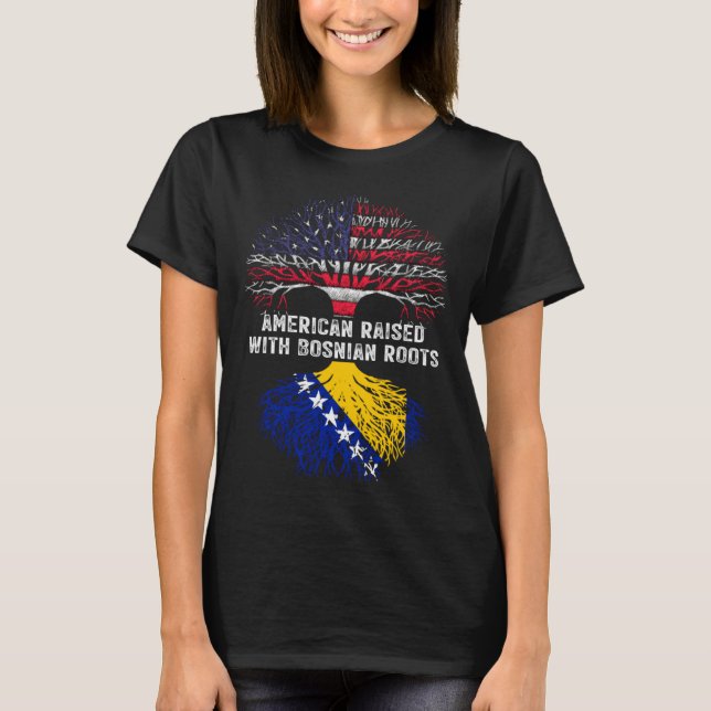 Camiseta American Raised with Bosnian Roots Bosnia (Anverso)
