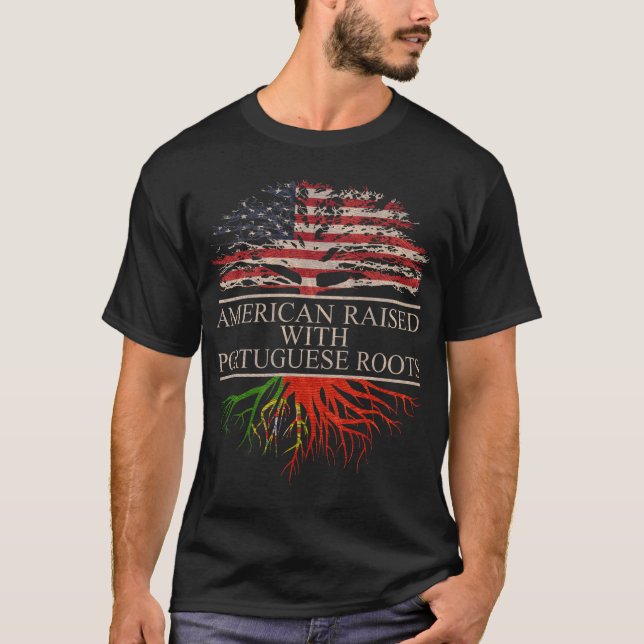 Camiseta American Raised with Portuguese Roots (Anverso)