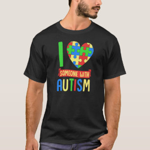 Camiseta Amo a alguien con autismo Rompecabezas de concienc