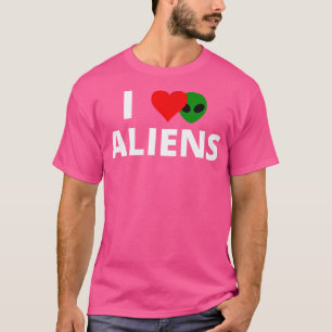 Camiseta Amo a los alienígenas con un corazón rojo y un ali