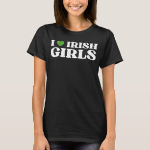 Camiseta Amo a los Chicas irlandeses en el corazón rojo Chi