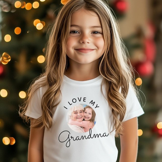 Camiseta Amo a mi abuela Personalizado de cumpleaños. (Subido por el creador)