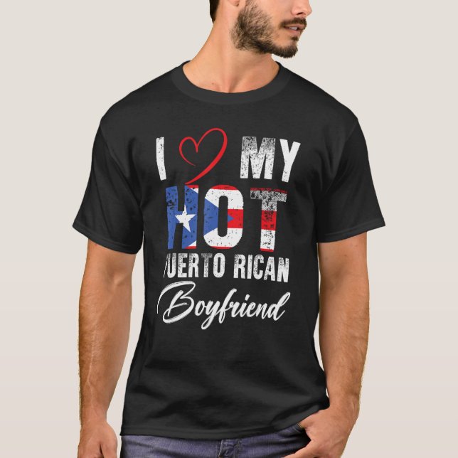 Camiseta Amo A Mi Caliente Novio Puertorriqueña Orgullosa (Anverso)