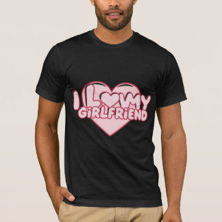 Camiseta Amo a mi novia tipografía estética minimalista