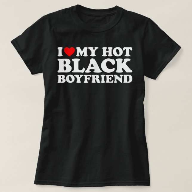 Camiseta Amo A Mi Novio Negro Caliente (Diseño del anverso)