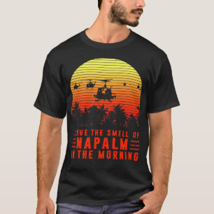 Camiseta Amo el olor del napalm en la mañana