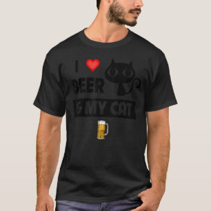 Camiseta Amo La Cerveza Y A Mi Gato Mamá Papá  Bebiendo Fel