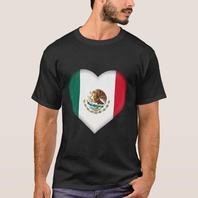 Camiseta Amo México Bandera Mexicana Traje Corazón (Anverso)