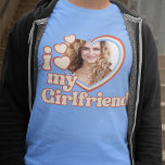 Camiseta Amo Mi Novia Retro<br><div class="desc">¿Buscando un regalo único y romántico? ¡No busque más allá de esta camiseta de fotos de la personalizado I Love My Girlfriend! Simplemente sube una foto tuya, y la imprimiremos en una camisa para ti. Esta camisa es perfecta para aniversarios, El día de San Valentín o cualquier otra ocasión especial....</div>