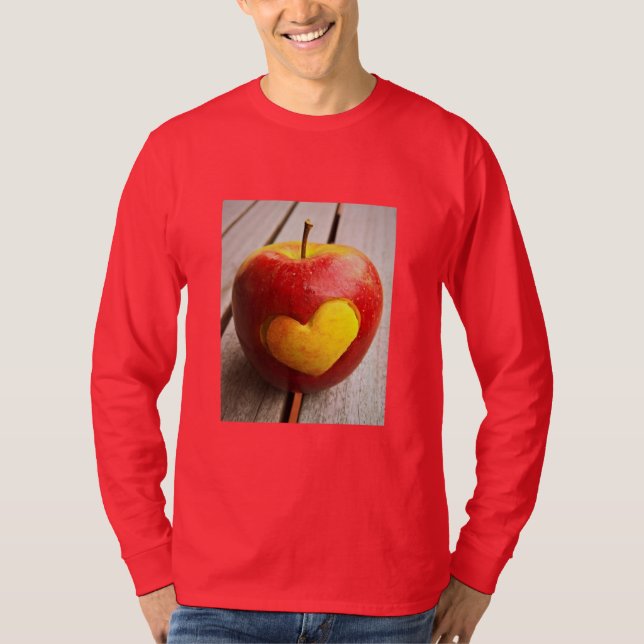 Camiseta "Amor Apple" Foto Cute. ¡Hazte con una en Zazzle (Anverso)