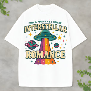 Camiseta Amor Cósmico: Revelando el Romance OVNI y Espacio