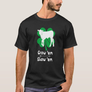Camiseta Amor Crecer ternera mostrando disfraz de ganadero