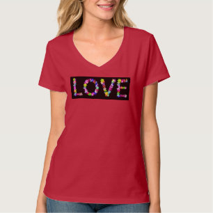 Camiseta Amor en Cada Forma Tipografía Floral Achempong