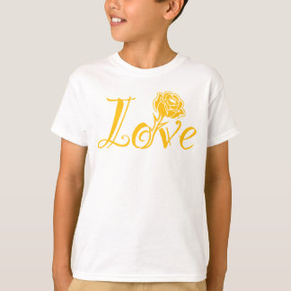 Camiseta Amor en Flor: Tipografía Elegante con una Rosa