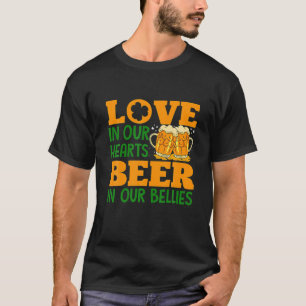 Camiseta Amor En Nuestro Corazón Cerveza En Nuestros Belly