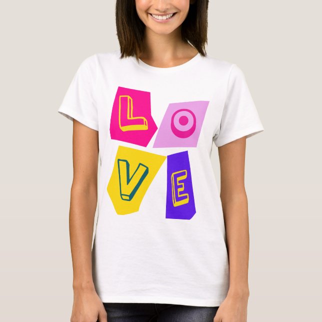 Camiseta "AMOR" escrito en letras mayúsculas (Anverso)