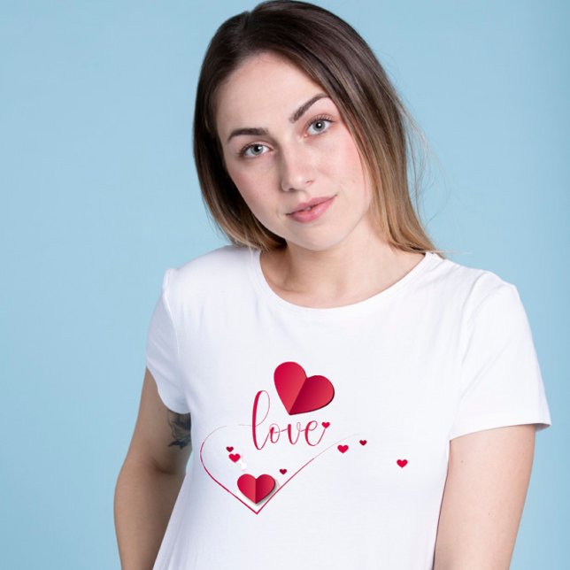 Camiseta Amor Eterno: El Amor Cordial Tee (Subido por el creador)