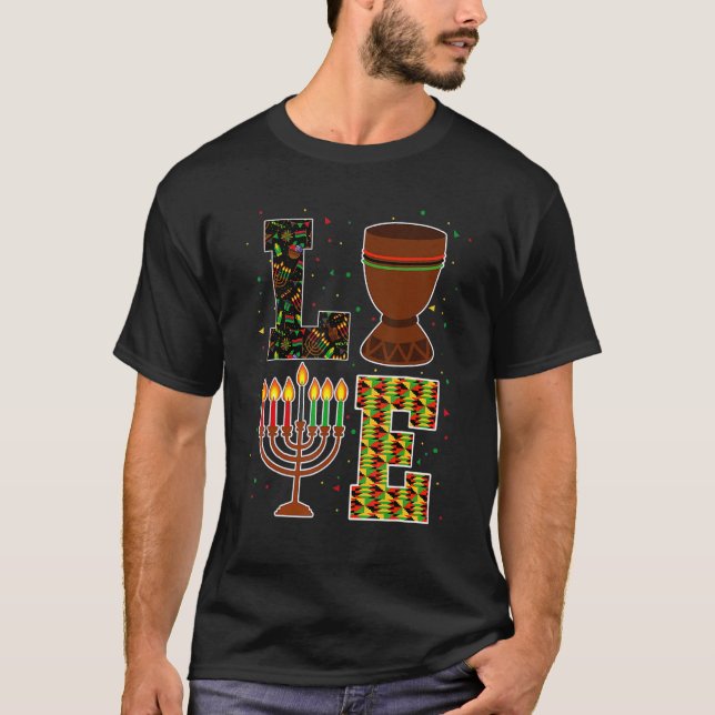Camiseta AMOR Feliz Kwanzaa Decoraciones Unidad Copa Kinara (Anverso)