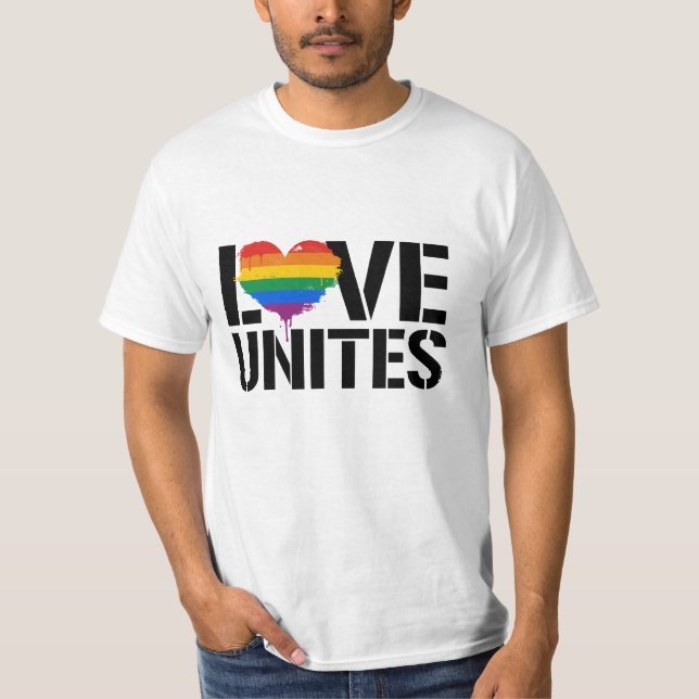 CAMISETA AMOR LGBTQ UNE (Anverso)