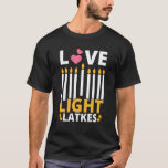 Camiseta Amor Ligero Latas Hanukkah Chanukah Hombres Judíos<br><div class="desc">Love Light Latkes Hanukkah Chanukah Hombres Judíos Mujeres Niños.</div>