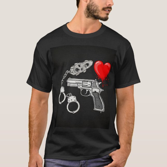 Camiseta amor perdido en el fuego cruzado. (Anverso)