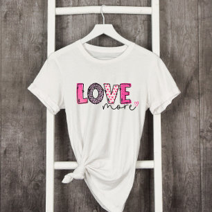 Camiseta Amor rosado más El día de San Valentín