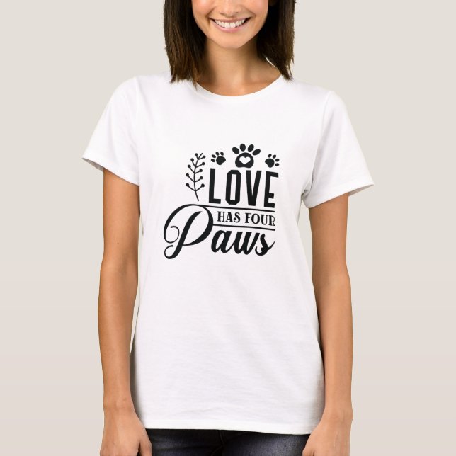 CAMISETA AMOR-TIENE-CUATRO PAPAS (Anverso)
