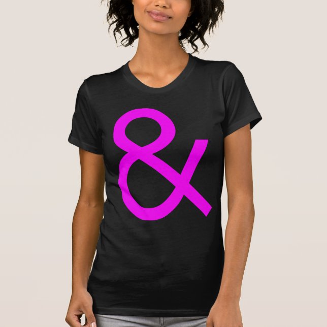 Camiseta Ampersand - Magenta sobre la oscuridad (Anverso)