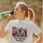 Camiseta Añadir Personalizado de foto y texto<br><div class="desc">Crea tus propios regalos de ropa, agrega foto y texto en esta camiseta blanca personalizada. Haz fácilmente tu propio diseño de camisetas. La camiseta personalizada también está disponible para hombres y niños, en cualquier elección de color. Perfecto para una fiesta de soltera, un evento escolar, un fiesta corporativo, chistes divertidos...</div>