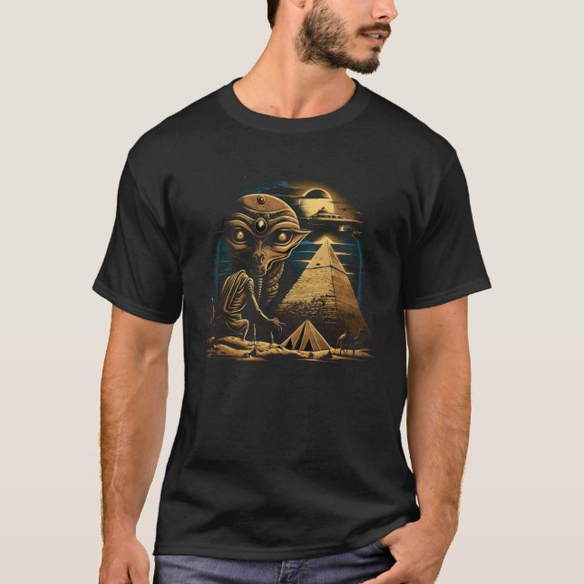 Camiseta Ancient Egyptian Pyramids Aliens Space UFO Science (Anverso)