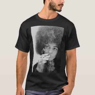 Camiseta Angela Davis Smoking Essential T-Shirt