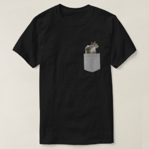 Camiseta Animal En El Bolsillo De La Ardilla Gris Estadouni