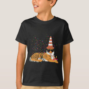 Camiseta Animales de fiesta de tigre teniendo una fiesta
