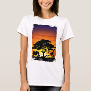 Camiseta Animales salvajes al atardecer en la sabana africa