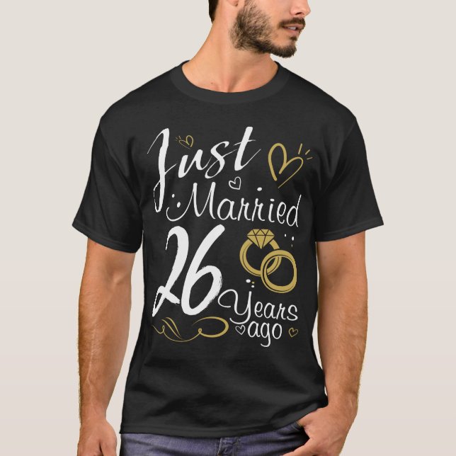 Camiseta Aniversario del 26 de Boda. Recién casado hace 26  (Anverso)
