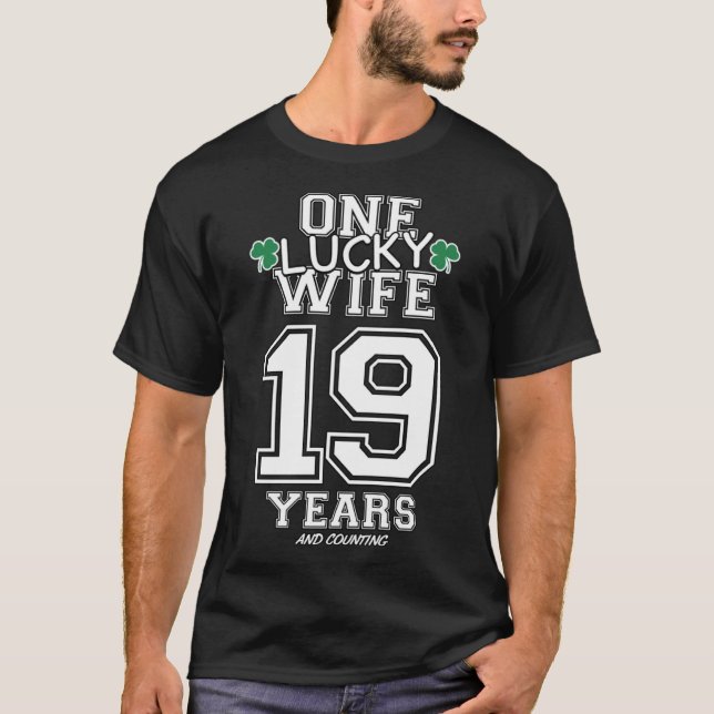 Camiseta Aniversario del Día de San Patricio de la esposa a (Anverso)
