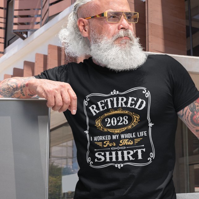 Camiseta Año de Personalizado de Jubilación Vintage diverti (The perfect retirement gift! Click "Personalize this Template" to easily add a custom year.)