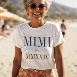 Camiseta Año Numérico Romano Mimi establecido<br><div class="desc">Un diseño minimalista moderno para celebrar a una abuela de la moda,  esta camiseta minimalista limpia incluye "Mimi" o tu elección de apodo de abuela con letras en serif negras. Personalizar con el año en que se convirtió en abuela bajo elegantes números romanos para un toque de moda.</div>
