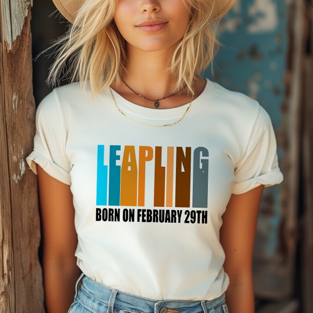 Camiseta Año Salto Cumpleaños Nacido El 29 De Febrero (Celebrate Leap Day in style with our exclusive T-shirt, marking the once-in-four-years occasion.)