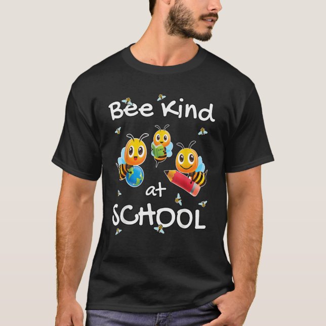 Camiseta Anti Bully Bee Kind at School  For Children & Teac (Anverso)