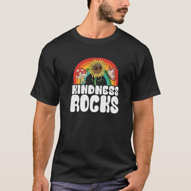 Camiseta Anti Bullying Hippie Retro Teacher Rainbow Kindnes (Anverso)