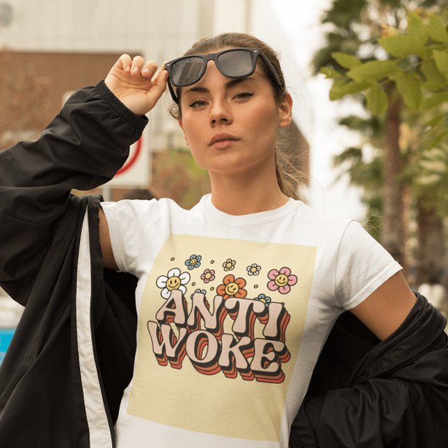 CAMISETA ANTI WOKE T-SHIRTS RETRO STYLE TEES (Subido por el creador)