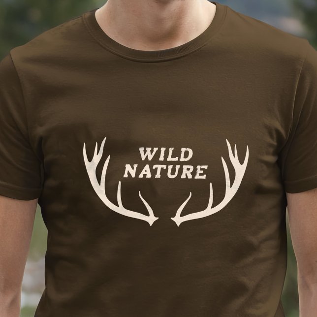 Camiseta Antillas de venado y naturaleza salvaje (Deer Antlers & Wild Nature T-Shirt)