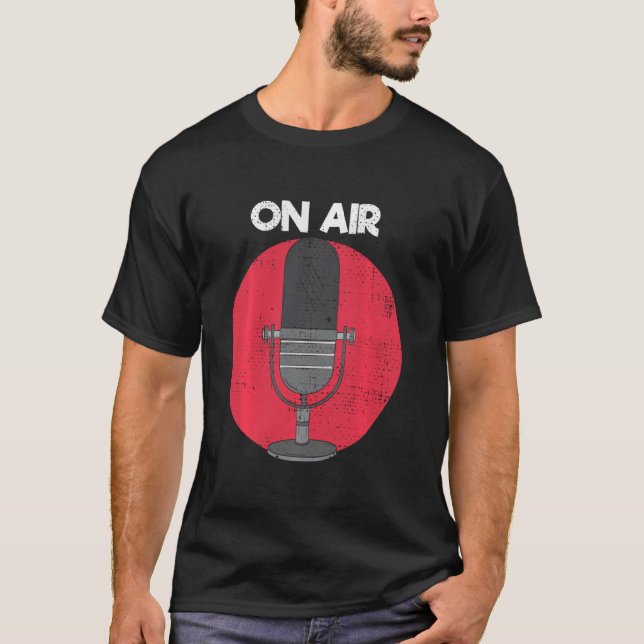 Camiseta Anunciante de programa de radio por micrófono en A (Anverso)