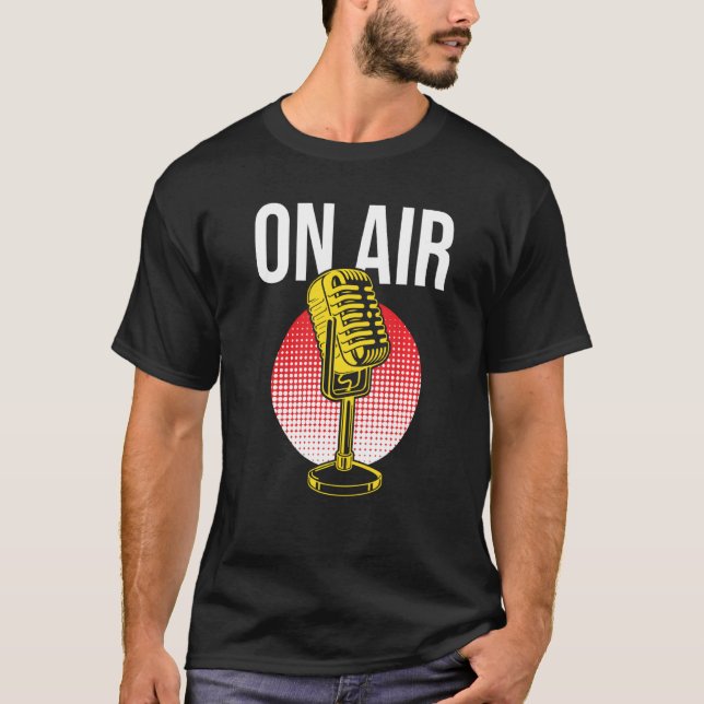 Camiseta Anunciante de programa de radio por micrófono en A (Anverso)