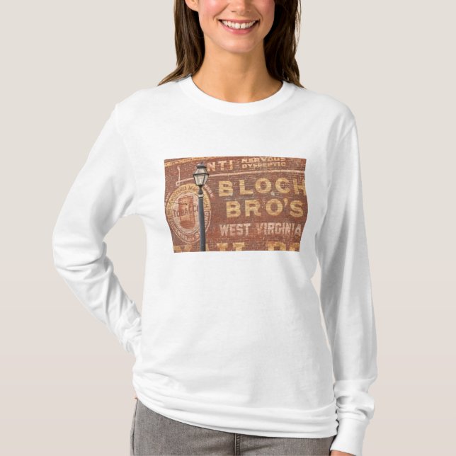 Camiseta Anuncios en el lado del edificio (Anverso)