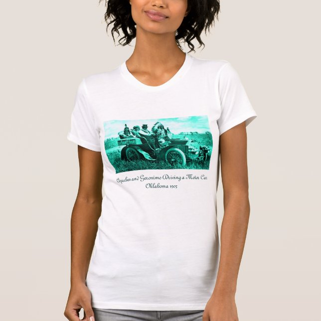 CAMISETA APACHES Y GERONIMO CONDUCIENDO UN AUTO MOTOR (Anverso)