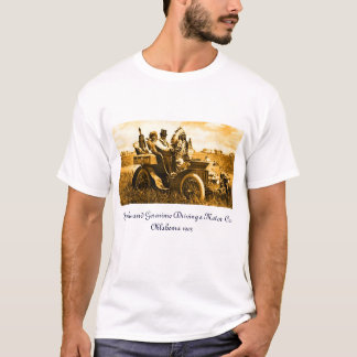 CAMISETA APACHES Y GERONIMO CONDUCIENDO UN AUTO MOTOR