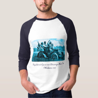 CAMISETA APACHES Y GERONIMO CONDUCIENDO UN AUTO MOTOR