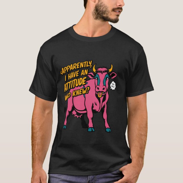Camiseta Aparentemente Tengo Una Actitud Que Conocía A Una  (Anverso)